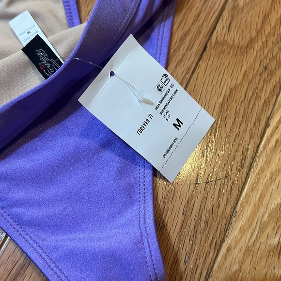 NWT💜 Low-Rise Bikini Top & Bottoms Set - Picture 6 of 8